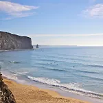 Aljezur Villas Hostel