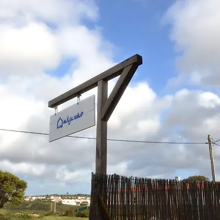 אכסניה Aljezur Villas *